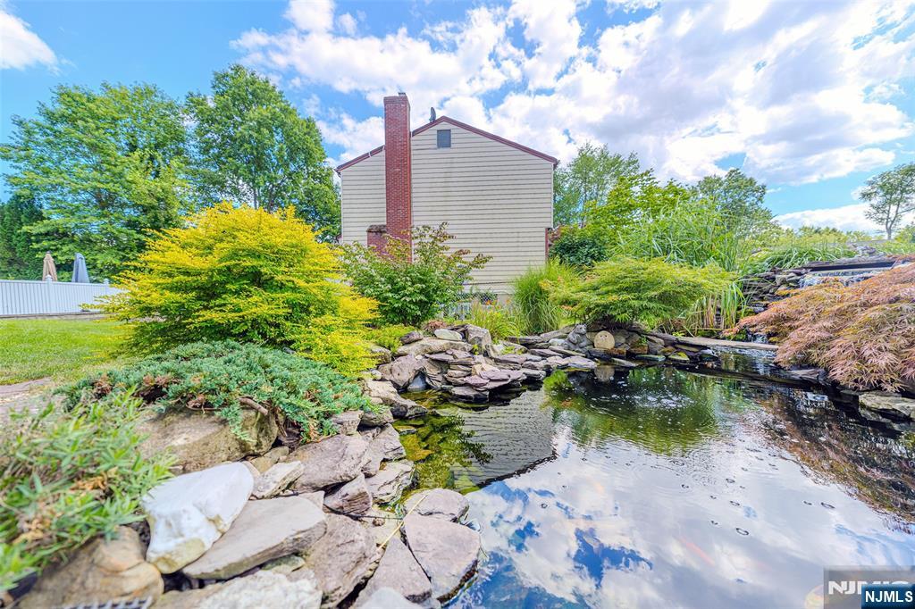 22 Cypress Lane — photo 10