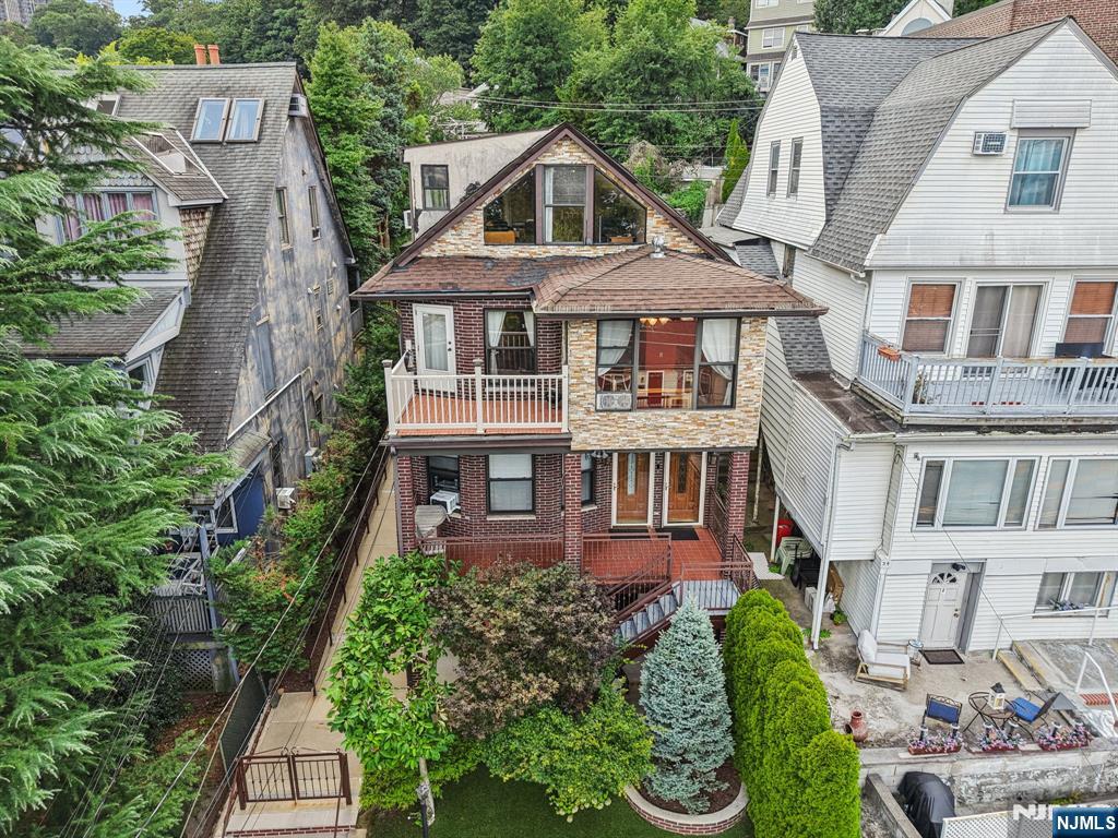 32 Hudson Terrace 2 - Photo 1