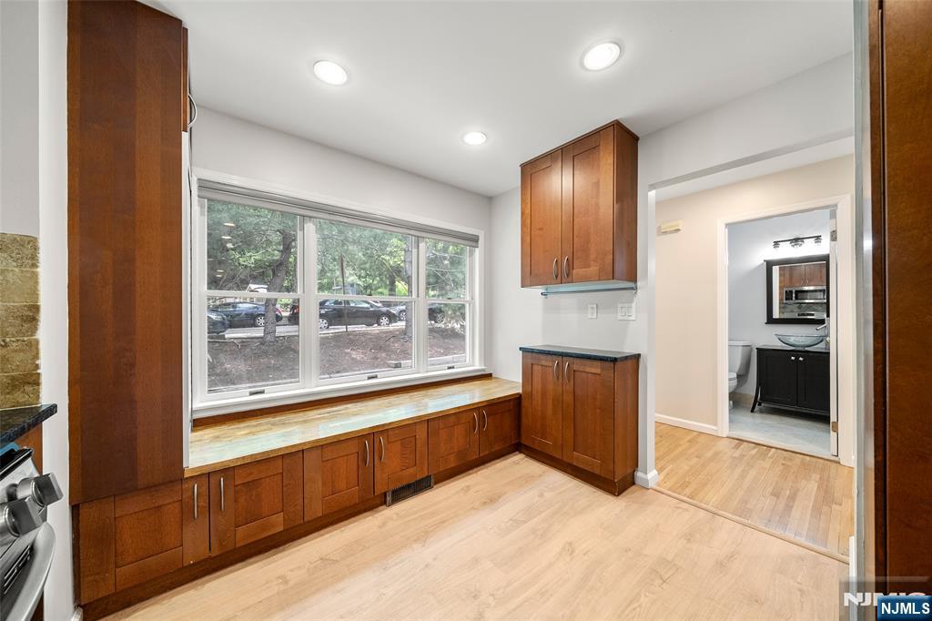 477 Undercliff Avenue — photo 13