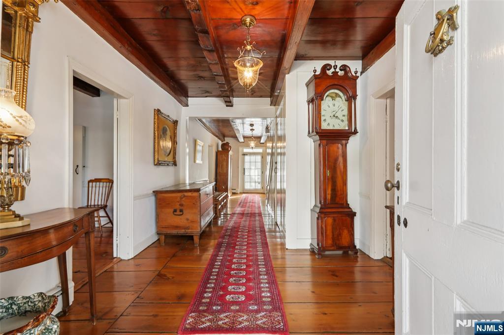 164 E Saddle River Road - Photo 3