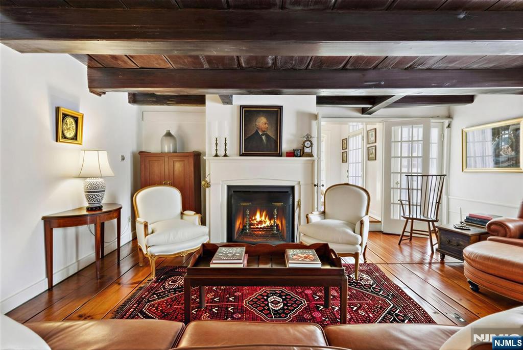 164 E Saddle River Road - Photo 4