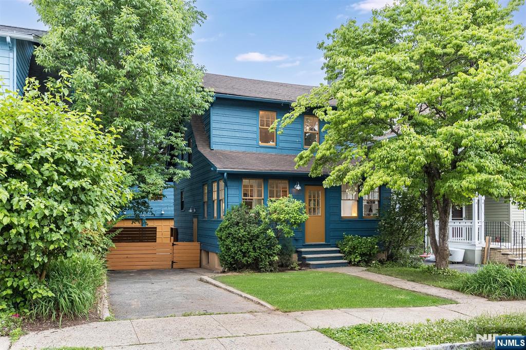 32 Virginia Avenue - Photo 2