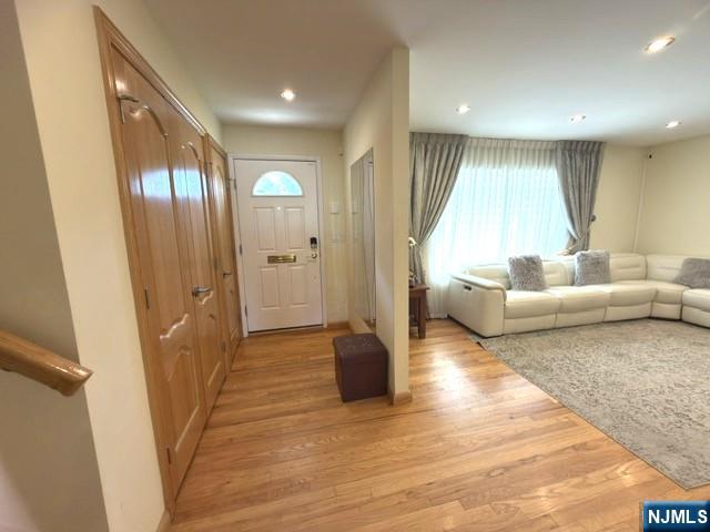 42-05 Williams St, Fair Lawn, NJ 07410