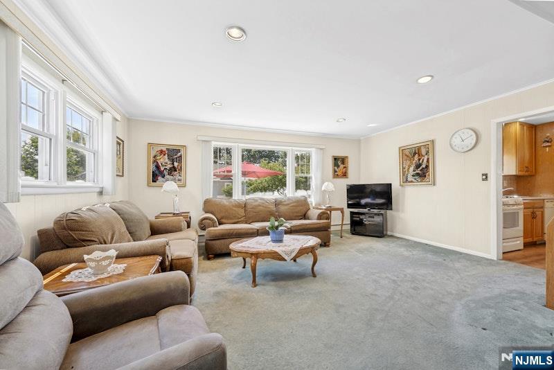 178 Cambridge Avenue - Photo 5