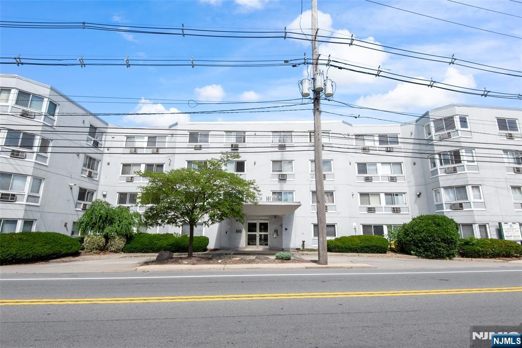 333 Grand Avenue 3Q - Photo 2