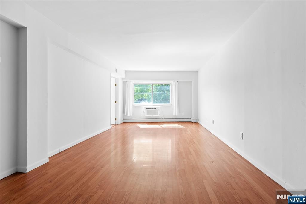 333 Grand Avenue 3Q - Photo 4