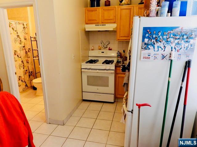 142 Passaic Street — photo 23