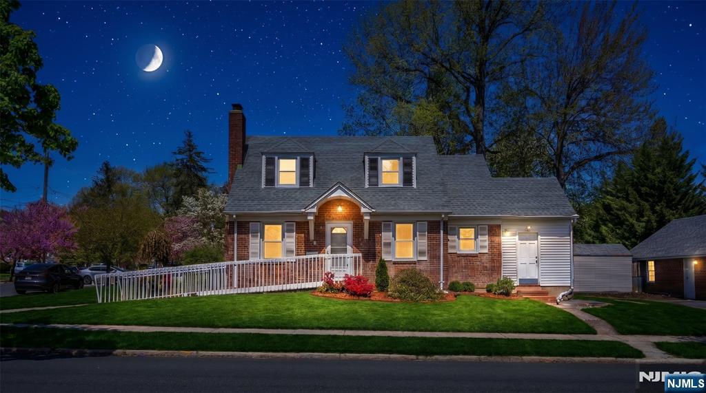 3 Wolcott Rd, Dumont, NJ 07628