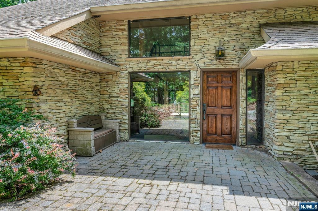 2nd image of 737 Ridge Rd, Kinnelon Borough, NJ 07405 | MLS# 26022149