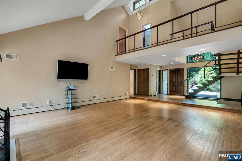 737 Ridge Road — photo 11
