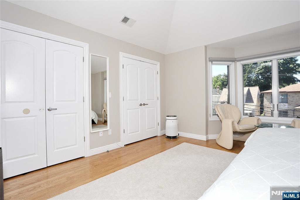 423 Lafayette Avenue — photo 26