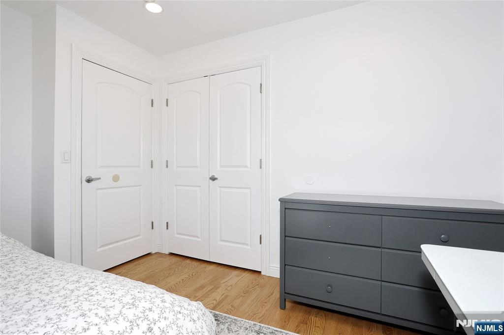 423 Lafayette Avenue — photo 33