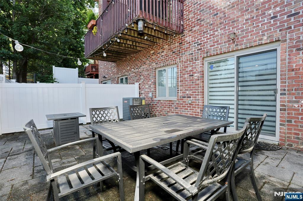 423 Lafayette Avenue — photo 46