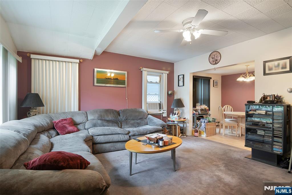 405 Kingsland Ave, Lyndhurst, NJ 07071