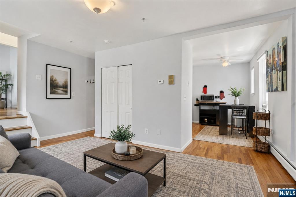 76 Bright Street 202 - Photo 4