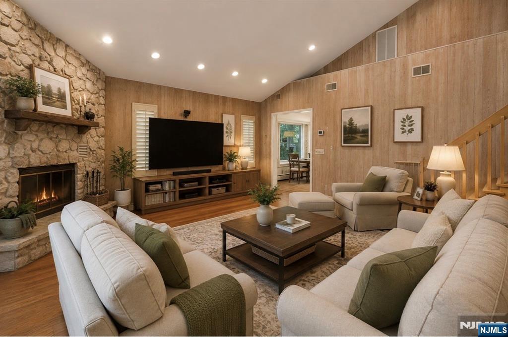 27 Hamilton Drive West — photo 15
