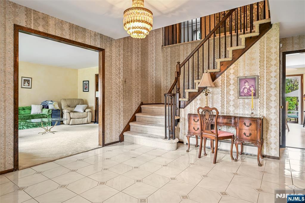 7 Glendale Lane — photo 4