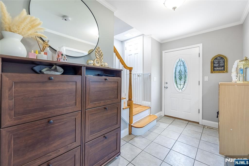 361 Walthery Avenue — photo 6