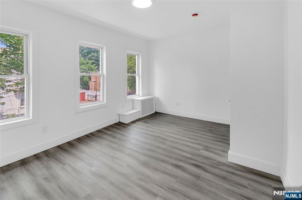 101 Garside Street