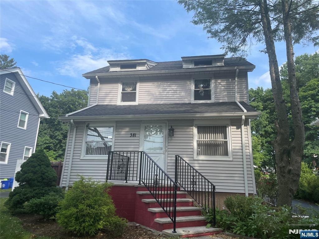 381 Beech Street - Photo 2