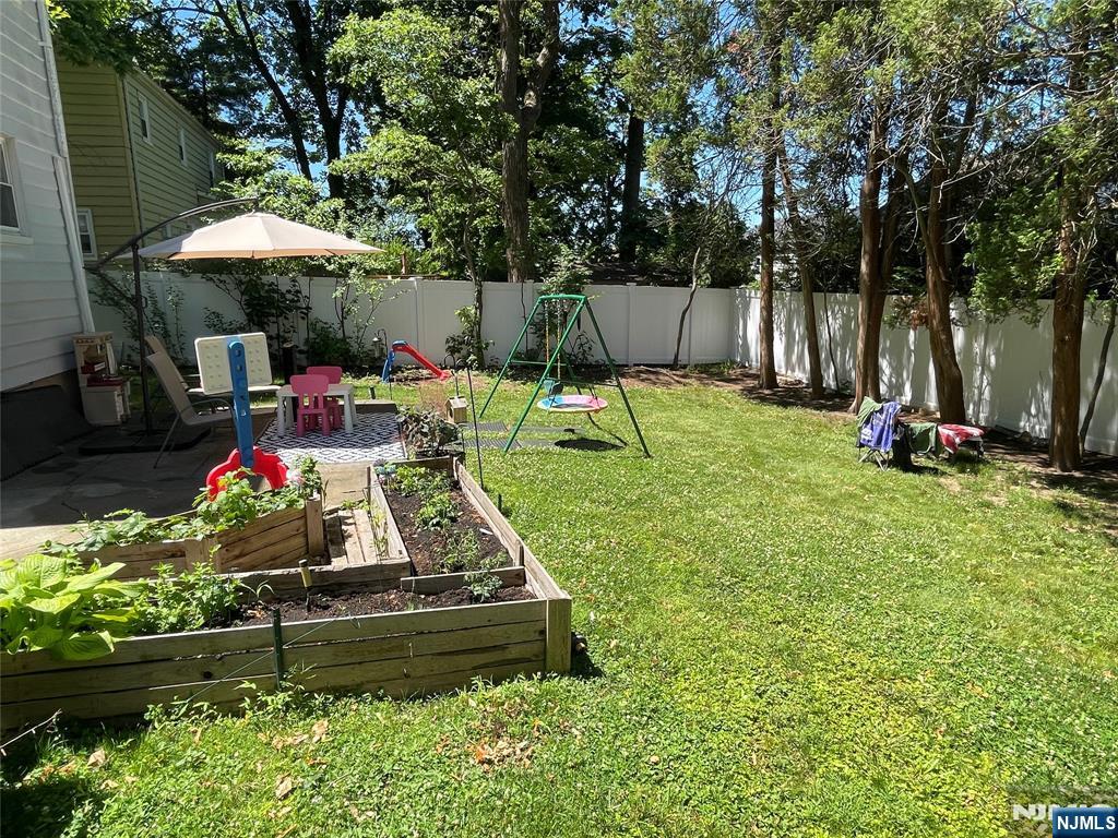772 Stelton St, Teaneck, NJ 07666