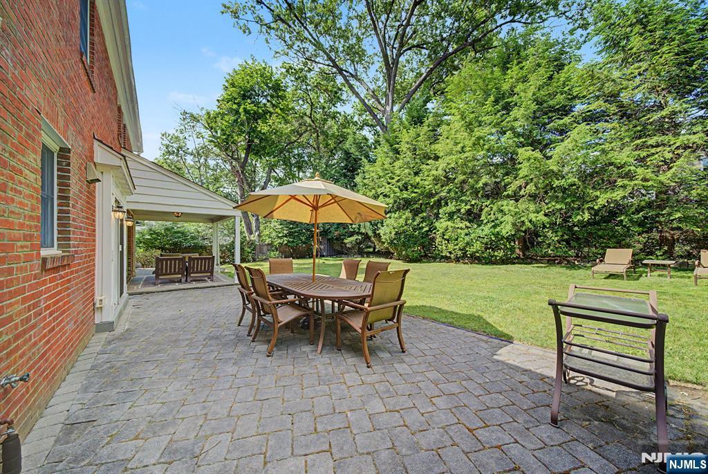 9 Woodland Park Drive — photo 39