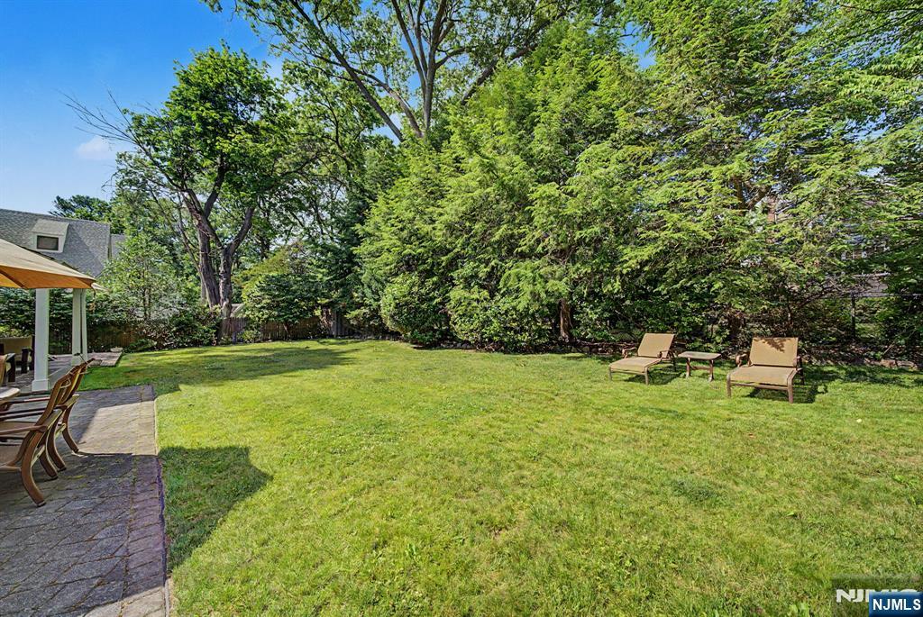 9 Woodland Park Drive — photo 40