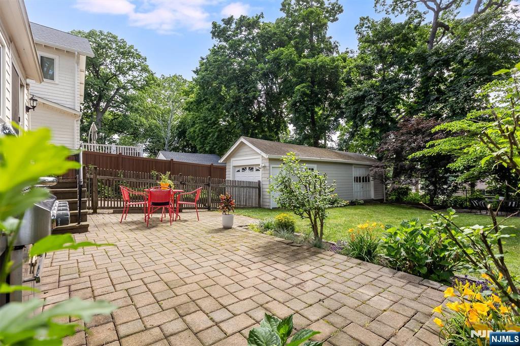73 Hawthorne Avenue — photo 47
