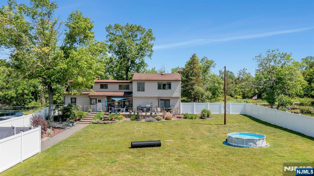 104 Steinmetz Road — photo 37