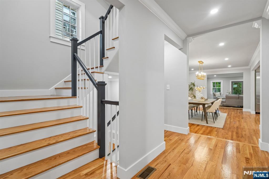146 Sherman Avenue — photo 26