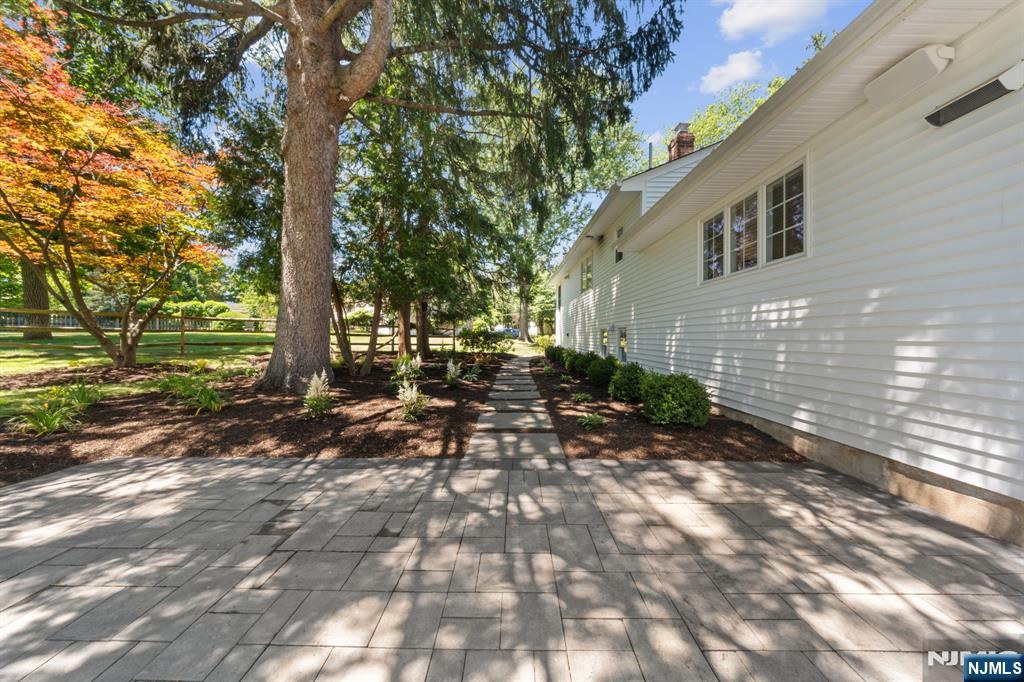 20 Northern Avenue — photo 28