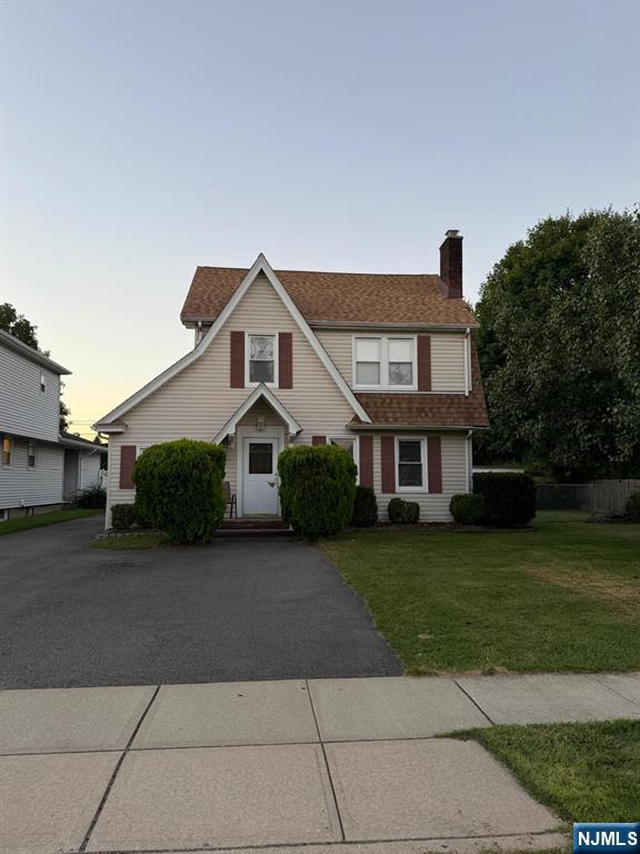 9 Long Avenue - Photo 1