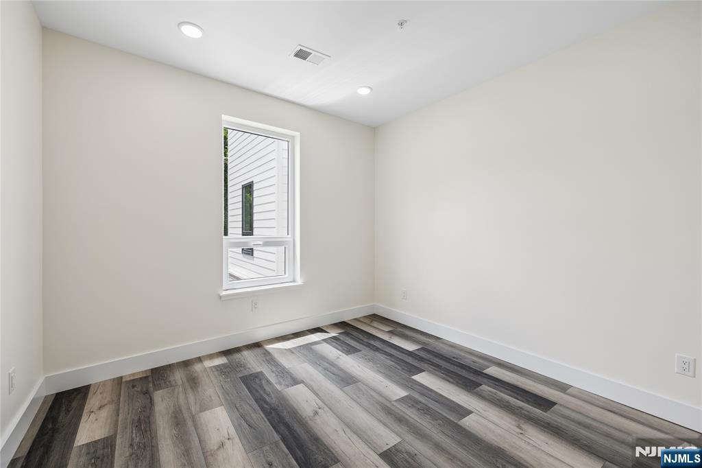 448 -452 Orange Avenue 203 - Photo 4