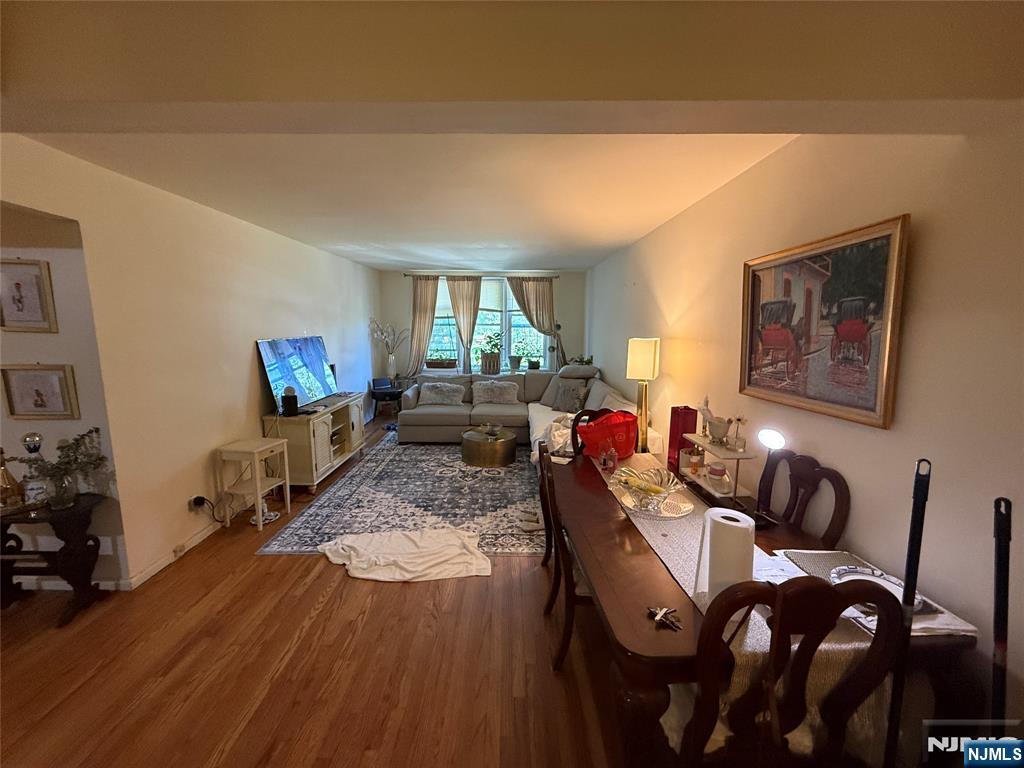 2160 Center Ave #5M, Fort Lee, NJ 07024