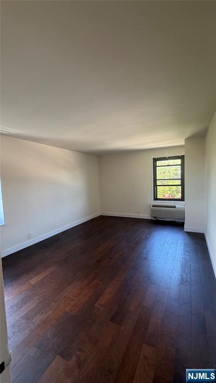 2348 Linwood Ave #6O, Fort Lee, NJ 07024