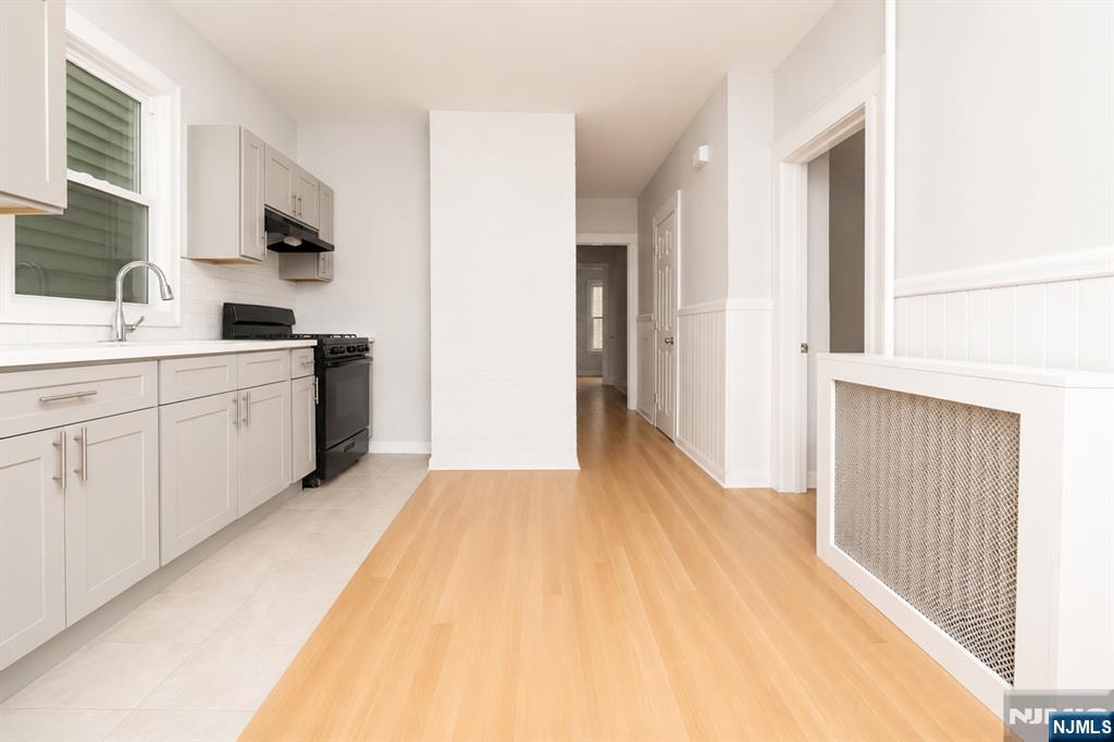 66 Isabella Avenue - Photo 4