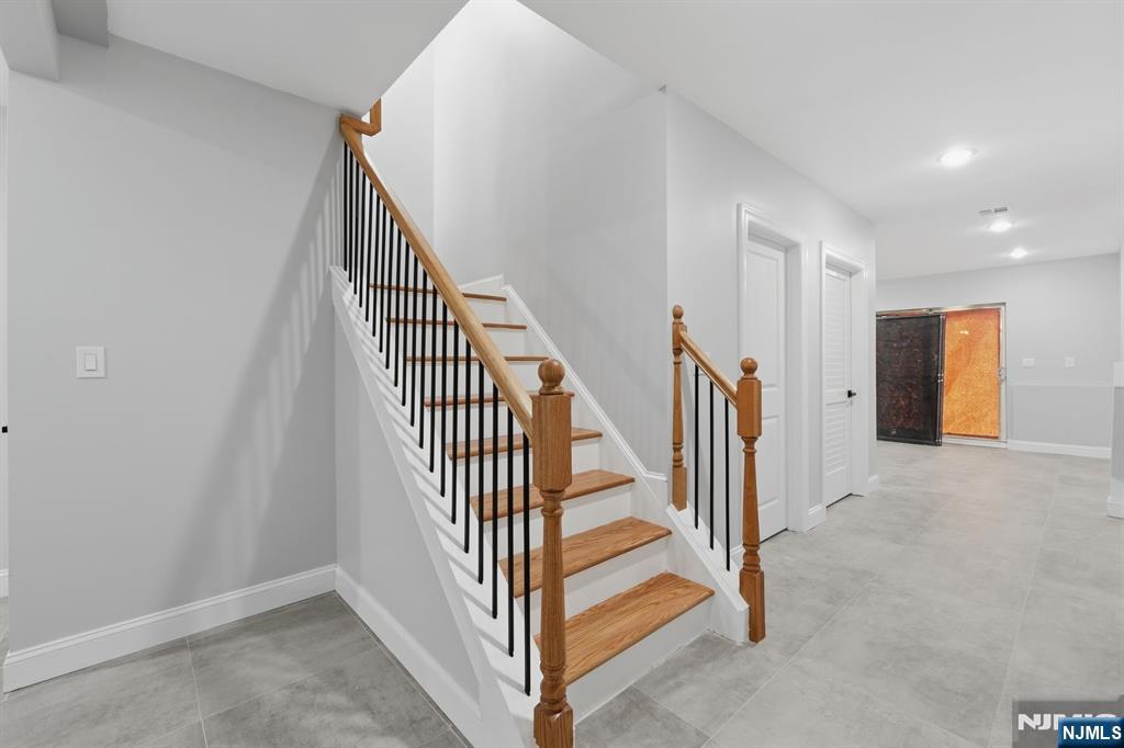 432 10th Street — photo 36