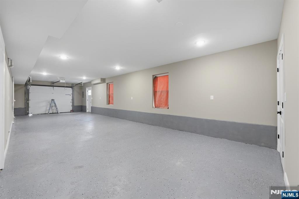 438 10th Street — photo 23