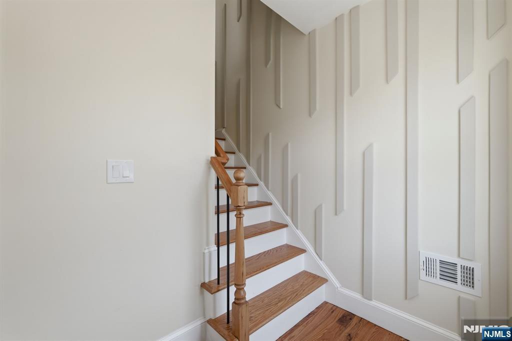 438 10th Street — photo 25