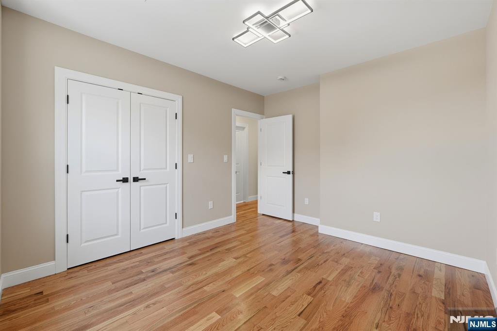 438 10th Street — photo 32
