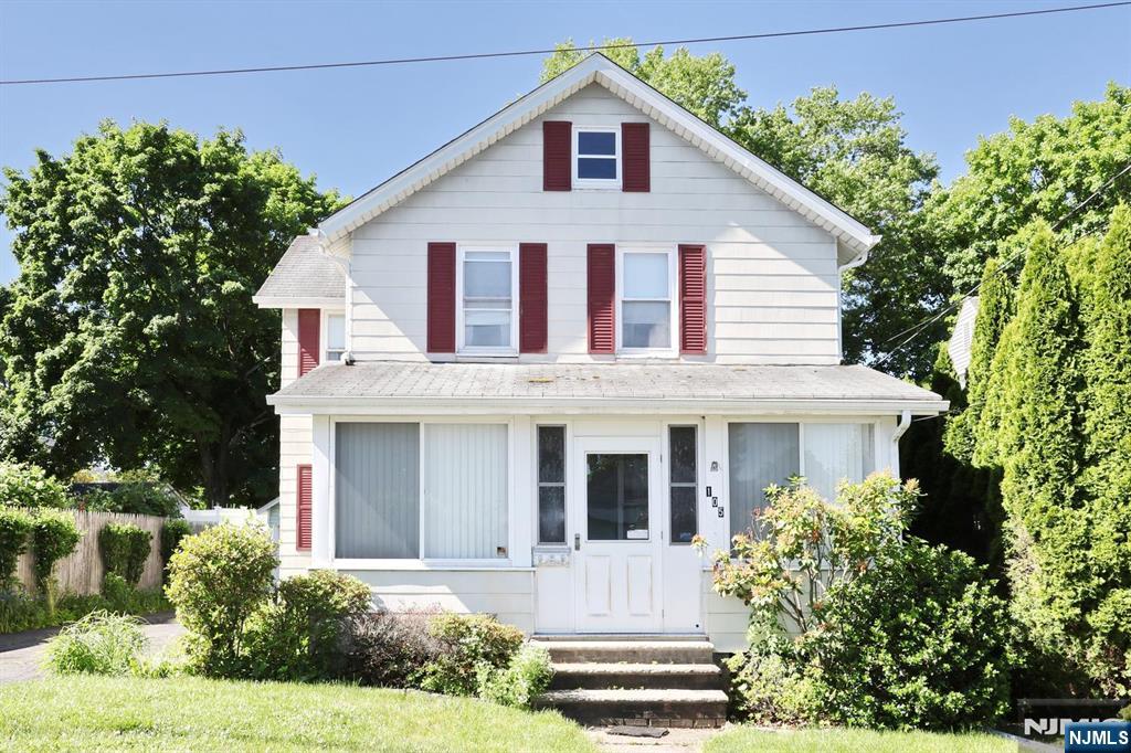 105 Sherwood Avenue - Photo 1