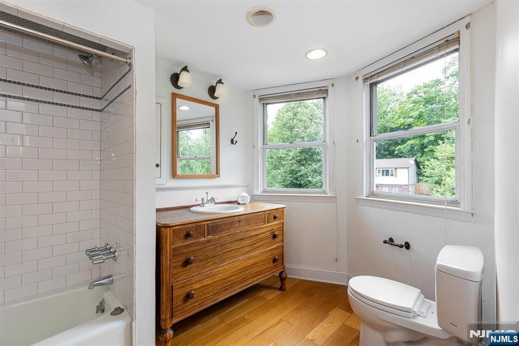 269 Vose Avenue — photo 25