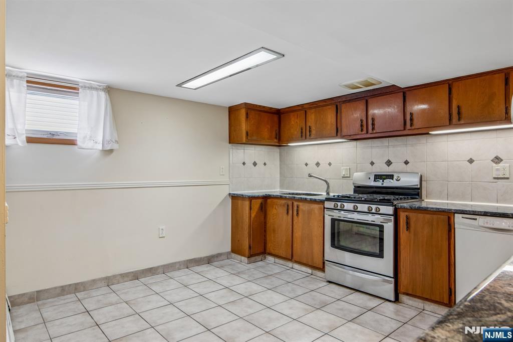 27 - 29 Crystal Street — photo 12