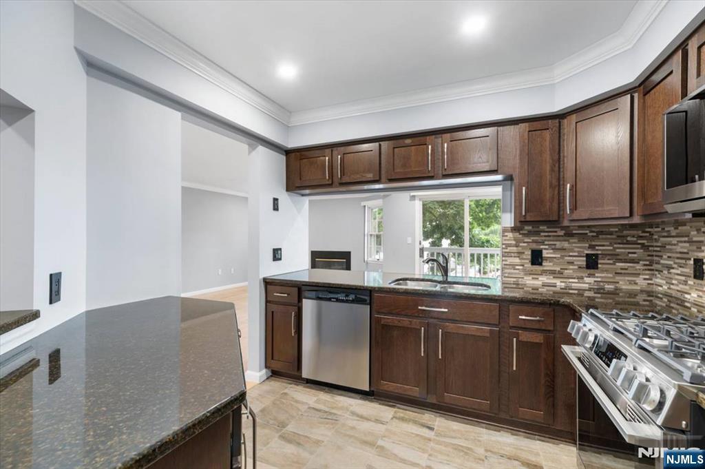 37 Amethyst Lane 251 - Photo 1
