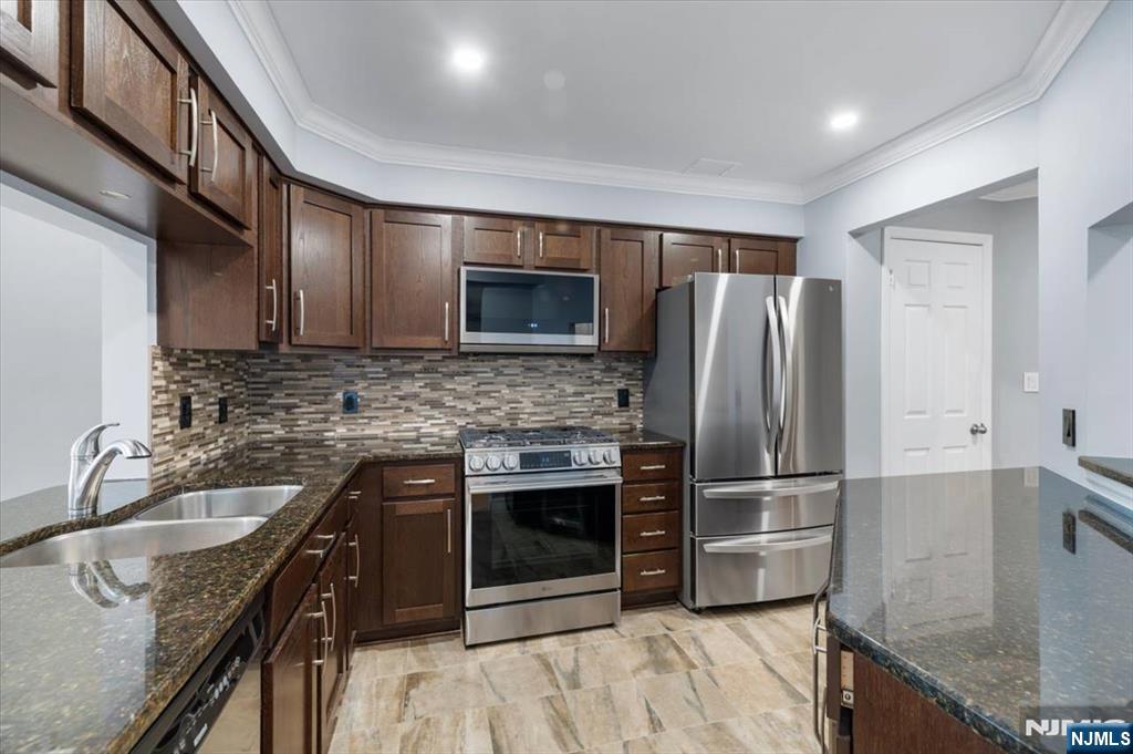 37 Amethyst Lane 251 - Photo 2