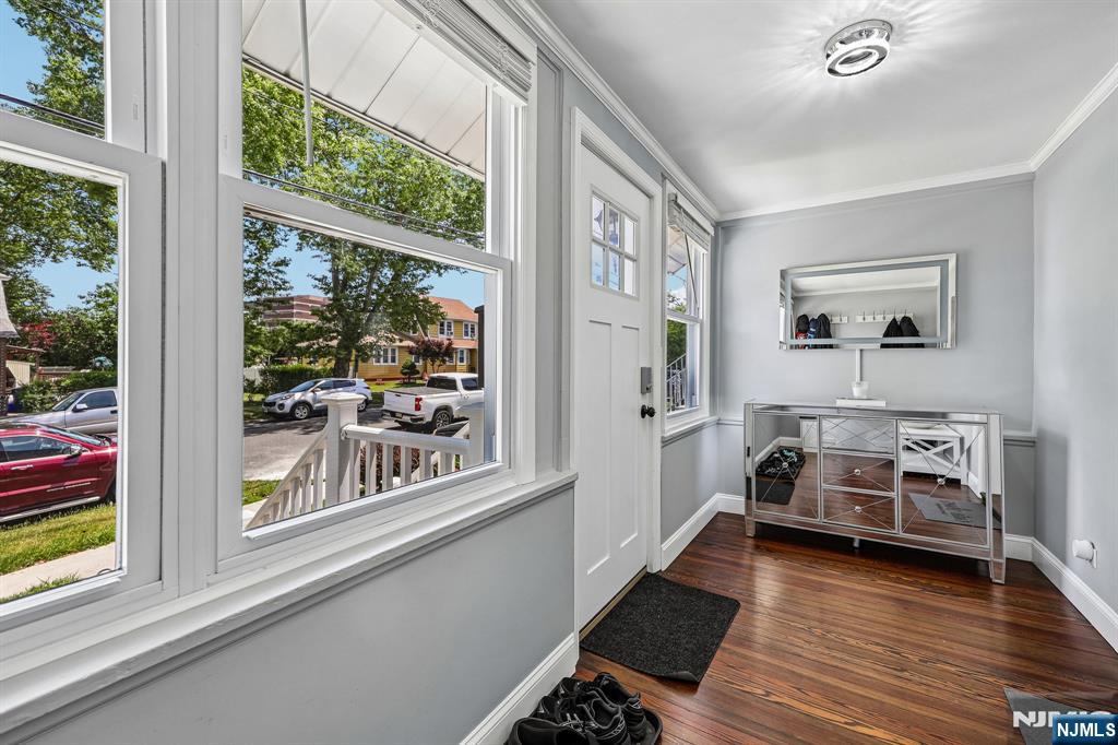377 Parker Ave, Hackensack, NJ 07601