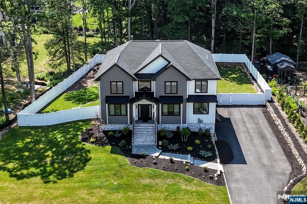 73 Heritage Drive - Photo 1
