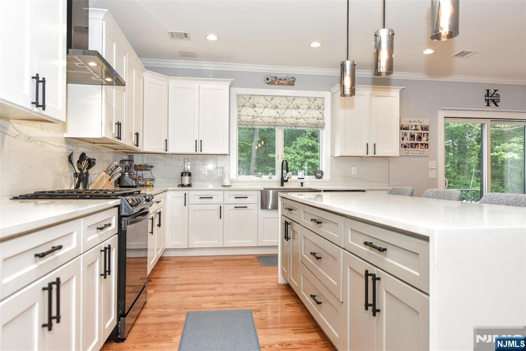 73 Heritage Drive — photo 14