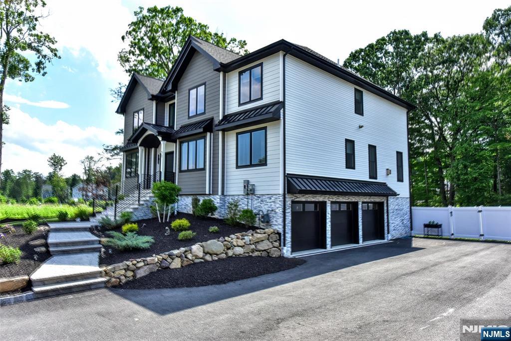73 Heritage Drive — photo 39