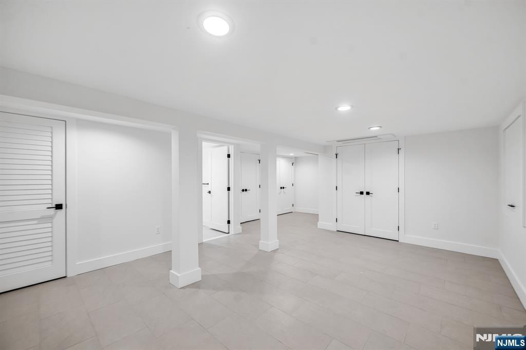 408 Terhune Avenue — photo 48